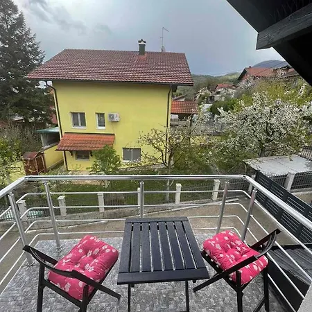 Apartman Biki *